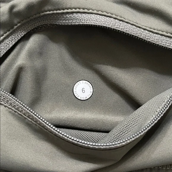 Lululemon Shorts - Picture 4 of 5